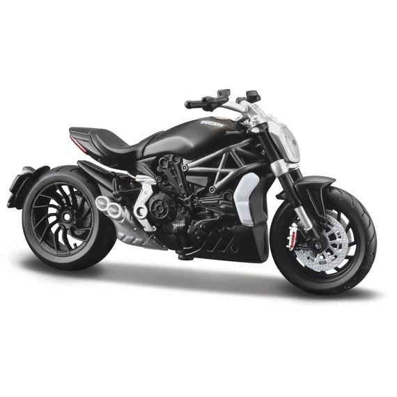 Bburago motor 1:18 - többféle