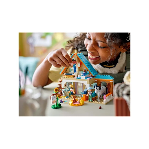 LEGO Friends 42651 Ló- és állatkórház