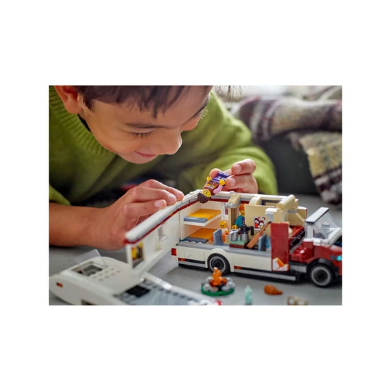 LEGO City Great Vehicles 60454 Lakóautó a kalandos nyaraláshoz